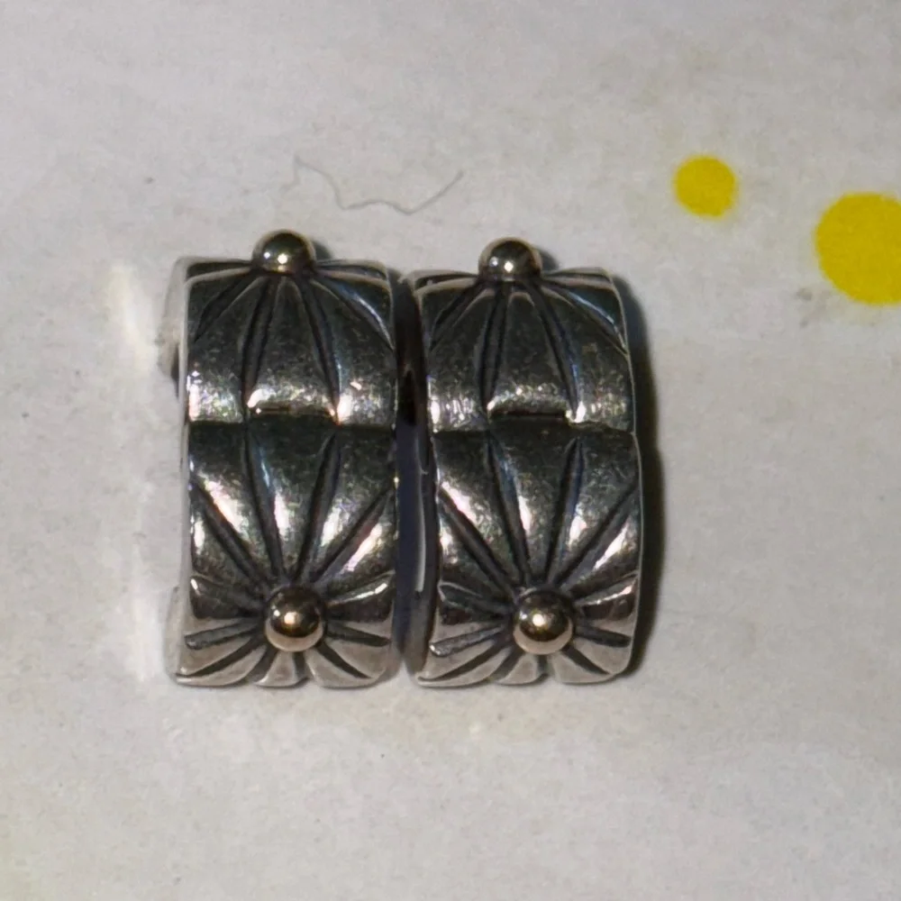 Pandora 14k gold and silver clips - Picture 3 of 4